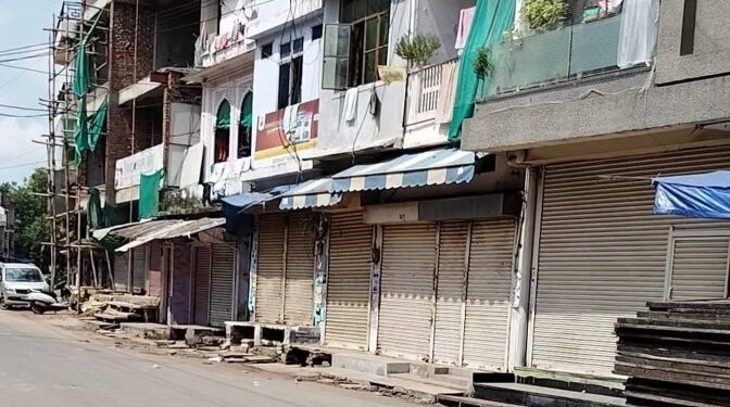 ভাৰত বন্ধ! ২৫ কোটিৰো অধিক কৰ্মচাৰীৰ ধৰ্মঘট, জানক  কি খোলা থাকিব আৰু কি বন্ধ থাকিব…