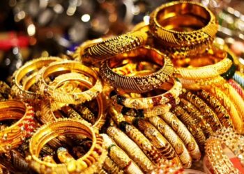 সোণ কিনাৰ সুবৰ্ণ সুযোগ! জানক কিমান হৈছে সোণৰ মূল্য