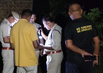 পত্নীৰ সৈতে ভয়ংকৰ কাণ্ড সংঘটিত কৰি পলায়ন স্বামীৰ!