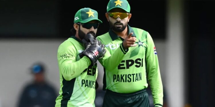 বাবৰ আজম-ৰিজৱানৰ টি-২০ কেৰিয়াৰ শেষ! এছিয়া কাপৰ দলত নাপালে স্থান…