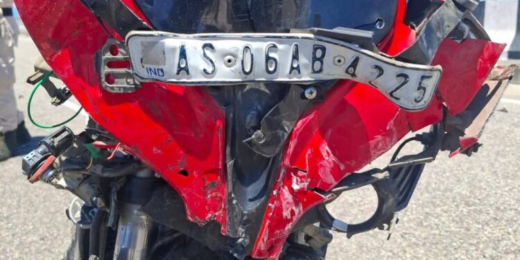 স্বাধীনতা দিৱসৰ আনন্দৰ মাজতেই ডিব্ৰুগড়ত ভয়ংকৰ পথ দুৰ্ঘটনা; এজনৰ থিতাতে মৃত্যু