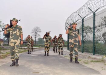 মেঘালয়ৰ এখন গাঁৱত অবৈধ বাংলাদেশী লোকৰ তাণ্ডৱ; এজন গুৰুতৰভাৱে আহত