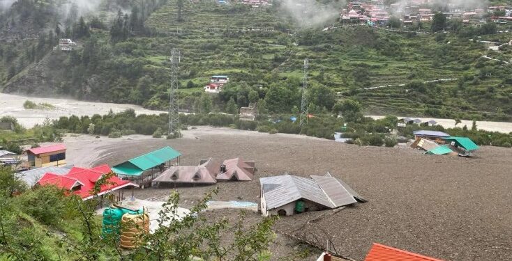 উত্তৰাখণ্ডত ভয়ংকৰ ডাৱৰ বিস্ফোৰণ; ৪ জনৰ মৃত্যু, প্ৰায় শতাধিক লোক নিৰুদ্দেশ