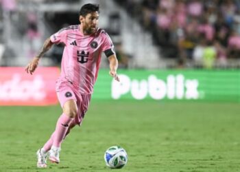 ভাৰতলৈ মেছি! কেইবাগৰাকীও তাৰকা ক্ৰিকেটাৰৰ সৈতে অংশ ল’ব ক্ৰিকেট মেচত