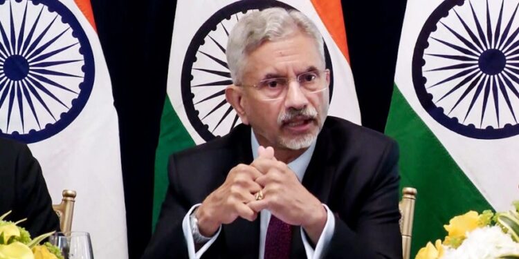 কৃষকৰ স্বাৰ্থ সৰ্বোচ্চ : আমেৰিকাৰ শুল্কবাণ সন্দৰ্ভত তীব্ৰ প্ৰতিক্ৰিয়া বিদেশ মন্ত্ৰী এছ জয়শংকৰৰ