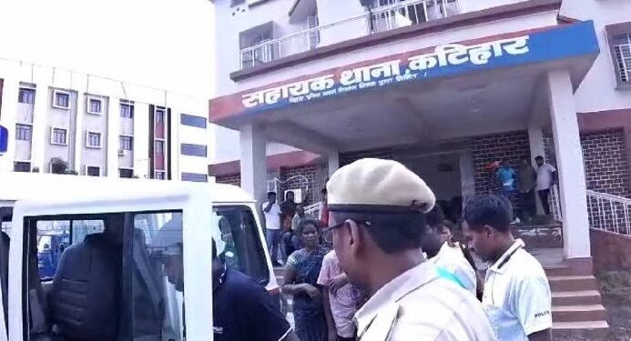 বিহাৰৰ কাটিহাৰত ধৰ্মান্তৰকৰণৰ খেল! বজৰংগ দলে কৰিলে তথ্য প্ৰকাশ