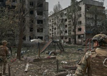 ইউক্ৰেইনত আটাইতকৈ ডাঙৰ বিমান আক্ৰমণ ৰাছিয়াৰ, কিয়েভে আৰম্ভ কৰিলে ড্ৰ’ন ষ্টাৰ্টআপ