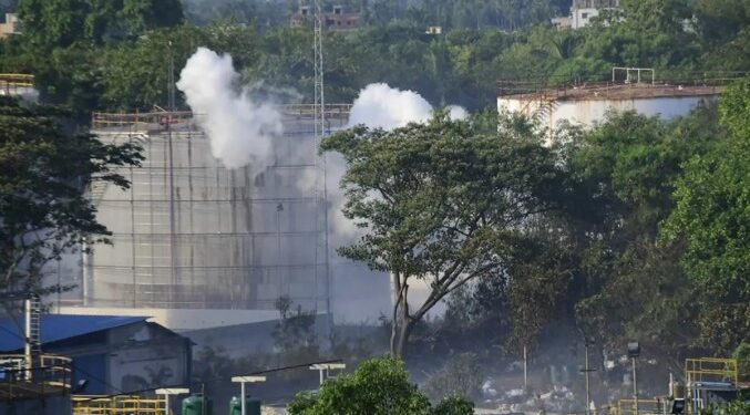 গুজৰাটত ভয়ংকৰ দুৰ্ঘটনা, ফুড কোম্পানীৰ আৱৰ্জনা পৰিশোধন কাৰখানাত এই ঘটনা…