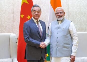 ট্ৰাম্পৰ শুল্কৰ পিছতেই দৃঢ় ভাৰত-চীনৰ সম্পৰ্ক! গালৱান সংঘৰ্ষৰ পিছত প্ৰথমবাৰৰ বাবে প্ৰধানমন্ত্ৰীৰ বেইজিং ভ্ৰমণ; আমেৰিকাত উত্তেজনা বৃদ্ধি