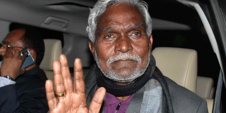 ঝাৰখণ্ডৰ প্ৰাক্তন মুখ্যমন্ত্ৰী চম্পাই ছোৰনক গৃহবন্দী