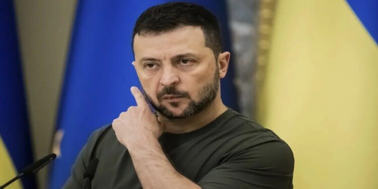 জেলেনস্কিৰ চাঞ্চল্যকৰ দাবী; ৰাছিয়াৰ হৈ যুঁজ দিছে এইকেইখন দেশৰ সেনাই