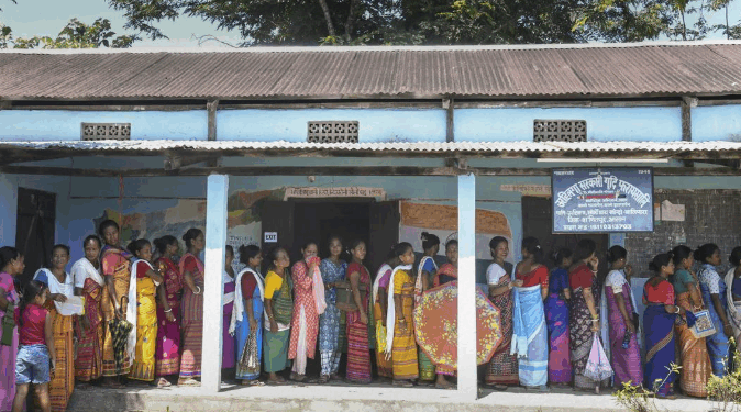 কাৰ হাতলৈ যাব বড়োভূমিৰ শাসন? জানক কোন ঠাইত কোনটো দলৰ অগ্ৰগতি…