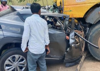 বিশ্বকৰ্মা পূজাৰ দিনটোতেই শোকাৱহ পথ দুৰ্ঘটনা; থিতাতে মৃত্যু ৭ জন লোকৰ