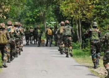 আছাম ৰাইফলছৰ বাহনত ভয়ংকৰ এম্বুশ্ব; এজন জোৱানৰ মৃত্যু, কেইবাজনো আহত