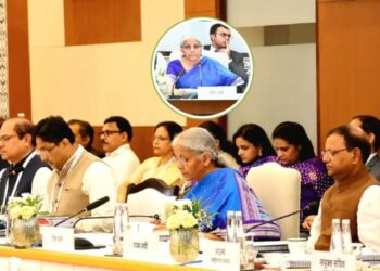 জিএছটি সন্দৰ্ভত ডাঙৰ সিদ্ধান্ত; আঁতৰালে ১২ আৰু ২৮ শতাংশ টেক্স শ্লেব