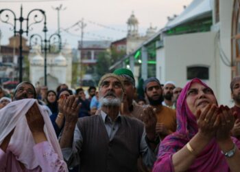 নেপালত ক্ৰমাগতভাৱে হ্ৰাস হিন্দুৰ জনসংখ্যা, মুছলমান জনসংখ্যা বৃদ্ধি, জানক সম্পূৰ্ণ পৰিসংখ্যা…