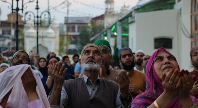 নেপালত ক্ৰমাগতভাৱে হ্ৰাস হিন্দুৰ জনসংখ্যা, মুছলমান জনসংখ্যা বৃদ্ধি, জানক সম্পূৰ্ণ পৰিসংখ্যা…