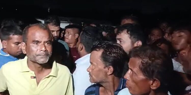 পৰিকল্পিত হ*ত্যা*কা*ণ্ড নে অন্য কিবা? আচলতে কি হৈছিল ছিপাঝাৰৰ এই পৰিয়ালটোৰ সৈতে?