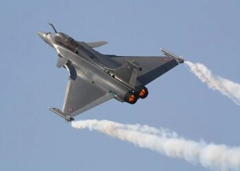 দেশৰ আটাইতকৈ ডাঙৰ প্ৰতিৰক্ষা চুক্তি! আকৌ নিৰ্মাণ হ’ব ১১৪খন ৰাফেল যুদ্ধ বিমান…