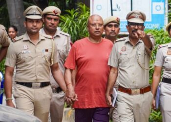 মহিলাৰ সৈতে অপকৰ্মৰ অভিযোগত অভিযুক্ত স্বয়ম্ভূ বাবা, ৫ দিনৰ আৰক্ষী জিম্মালৈ প্ৰেৰণ