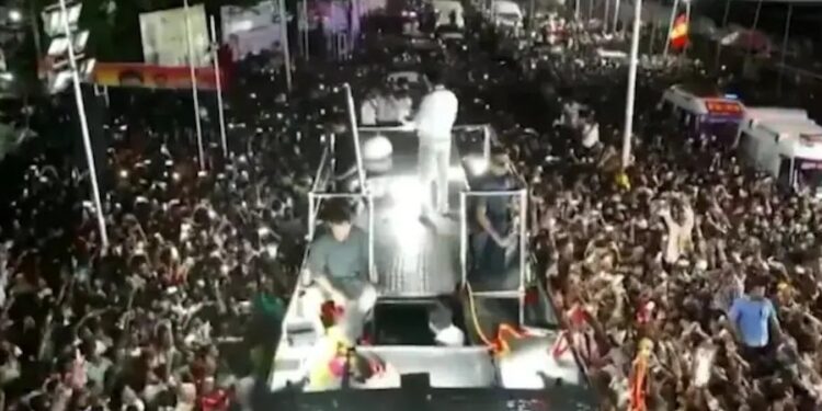 অভিনেতা বিজয় থালাপতিৰ জনসমাৱেশত ভয়ংকৰ ঘটনা; ২৯ জনৰ মৃত্যু