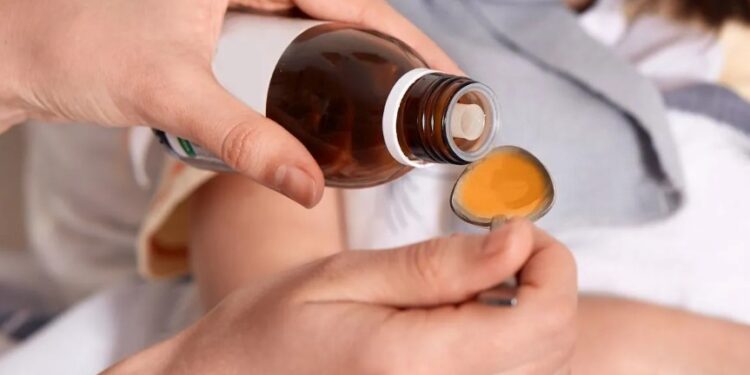 বিষাক্ত কফ চিৰাপ সেৱনৰ ফলত আৰু এটি শিশুৰ মৃত্যু; ১০ লৈ বৃদ্ধি মৃতকৰ সংখ্যা