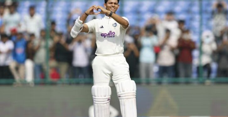 ৱেষ্ট ইণ্ডিজৰ বিৰুদ্ধে দিল্লী টেষ্টত যশস্বী জয়ছৱালৰ কেইবাটাও অভিলেখ