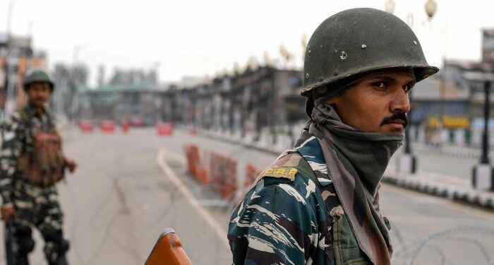 জম্মু-কাশ্মীৰত সেনাবাহিনীৰ বৃহৎ অভিযান, কুপৱাৰাত নিহত ২জন সন্ত্ৰাসবাদী