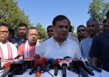 বাক্সাত উপস্থিত হৈ পদত্যাগ সন্দৰ্ভত কি ক’লে মুখ্যমন্ত্ৰীয়ে?