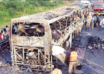 বেংগালুৰু-হায়দৰাবাদ ঘাইপথত ভয়ংকৰ দুৰ্ঘটনা, কেইবাজনৰো প্ৰাণহানি