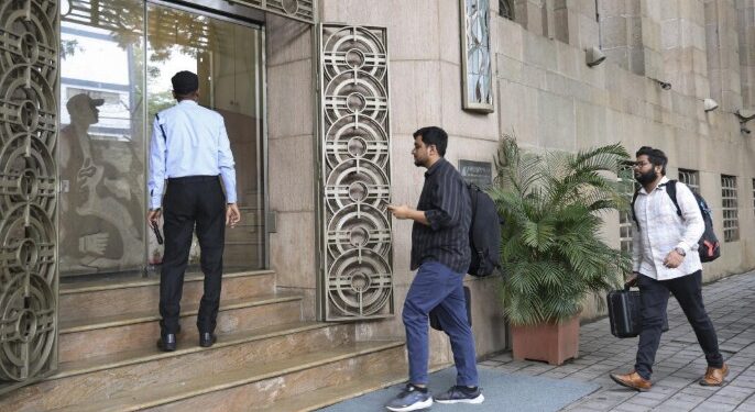 উদ্যোগপতি অনিল আম্বানীৰ বিৰুদ্ধে বৃহৎ ব্যৱস্থা ED ৰ, জব্দ ৩ হাজাৰ কোটি টকাৰো অধিক সম্পত্তি