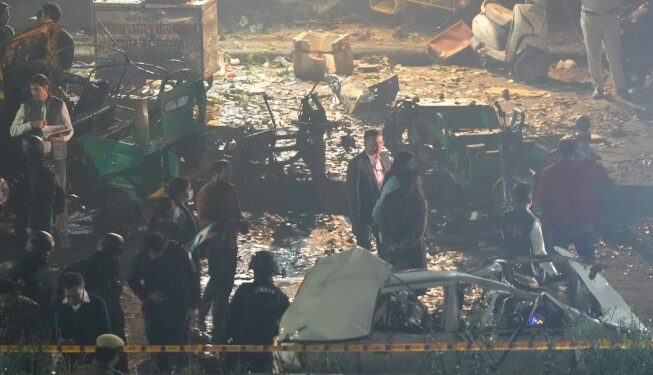 প্ৰসংগ: দিল্লীৰ ভয়াৱহ বিস্ফোৰণ, দেশ কঁপোৱা বিস্ফোৰণৰ আঁৰত কোন কোন?