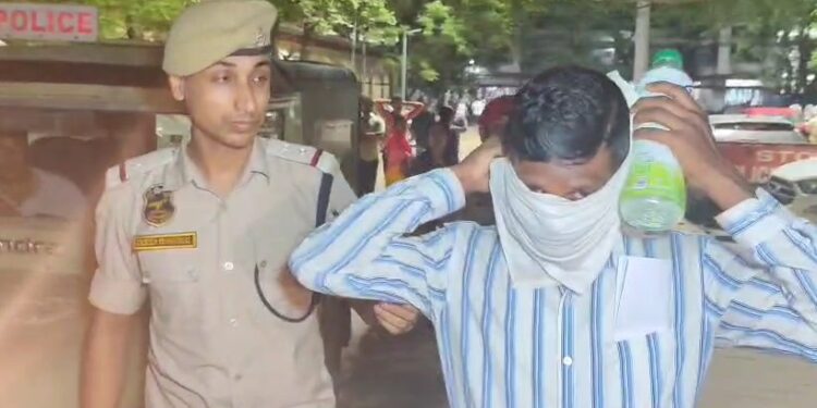 সুদত ১ লাখ টকা দি লয় ৫ লাখ টকা, মালুগ্ৰামত গ্ৰেপ্তাৰ সুদখোৰ