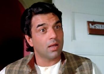 বলিউডৰ যশস্বী অভিনেতা ধৰ্মেন্দ্ৰ আৰু নাই…