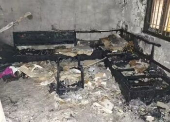 ভৱনগৰৰ এটা কমপ্লেক্সত ভয়ংকৰ অগ্নিকাণ্ড, উদ্ধাৰ অভিযান অব্যাহত