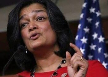 ভাৰতৰ ওপৰত শুল্ক আৰোপক লৈ ক্ষুব্ধ আমেৰিকাৰ ৰাজনীতিবিদ, ট্ৰাম্পলৈ সকীয়নি…