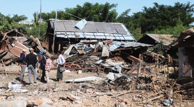 ম্যানমাৰত গৃহযুদ্ধৰ বিধ্বংসী ৰূপ, বিমান আক্ৰমণত প্ৰাণহানি প্ৰায় ৩০ জনৰো অধিক লোকৰ