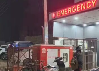 লিফ্ট দিয়াৰ চলেৰে চলন্ত বাহনত এগৰাকী মহিলাৰ সৈতে ভয়ংকৰ কাণ্ড, গুৰুতৰভাৱে আঘাতপ্ৰাপ্ত অৱস্থাত চিকিৎসাধীন মহিলাগৰাকী…