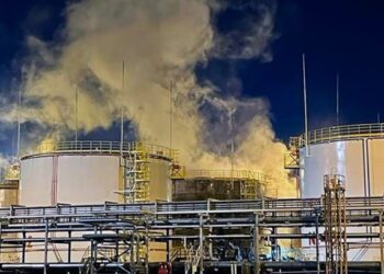 নৱবৰ্ষৰ পূৰ্বে ৰাছিয়াৰ তেল সংস্থাপনত ড্ৰোন নিক্ষেপ ইউক্ৰেইনৰ, ২টাকৈ বৃহৎ অগ্নিকাণ্ড সংঘটিত