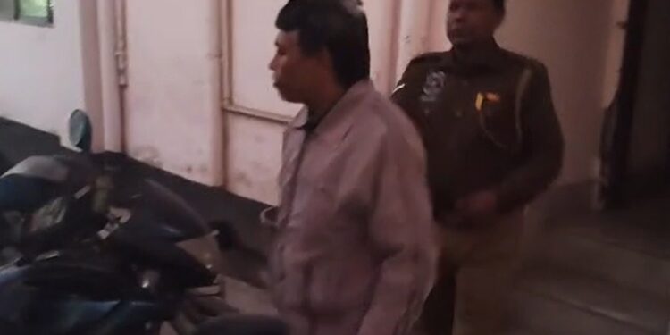 স্বাস্থ্য কেন্দ্ৰত ভয়ংকৰ কাণ্ড ! নাবালিকাৰ সৈতে কুকাণ্ড কৰা কমল চৌধুৰীক ৭ বছৰৰ সশ্ৰম কাৰাদণ্ড