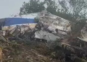 পুনৰ ভয়ংকৰ বিমান দুৰ্ঘটনা, অৱতৰণৰ সময়তে দুৰ্ঘটনাত পতিত হৈ সাংসদসহ ১৫ জনৰ প্ৰাণহানি