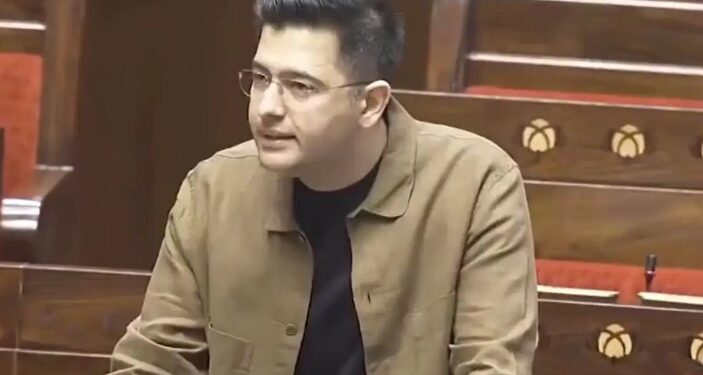 ‘কোম্পানীবোৰে কিয় মোবাইল ছিমৰ ৰিচাৰ্ছ ২৮ দিনলৈ দিয়ে?’, টেলিকম কোম্পানীসমূহৰ বিৰুদ্ধে সৰৱ সাংসদ ৰাঘৱ চড্ডা