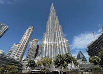 মধ্যপ্ৰাচ্যৰ যুদ্ধই জ্ব*লা*লে ডুবাই! স্থবিৰ হৈ পৰিল পৰ্যটন, গুগল আৰু মাইক্ৰ’ছফ্টৰ দৰে MNCত প্ৰভাৱ