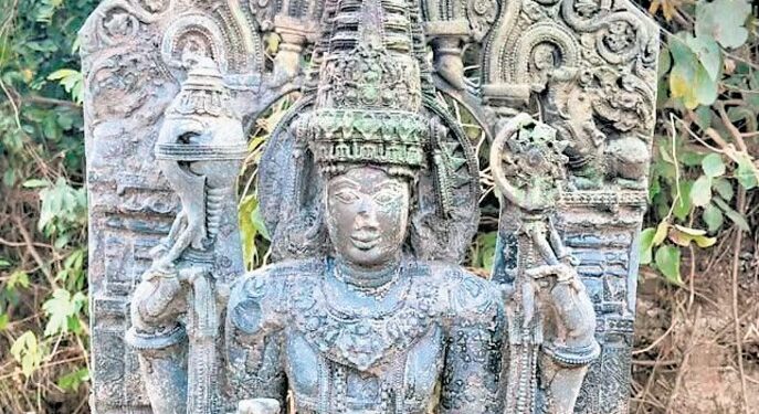 তেলেংগানা নদীত ৫ ফুট ওখ ভগৱান বিষ্ণুৰ প্ৰাচীন প্ৰতিমূৰ্তি, দ্বাদশ শতিকাৰ ইতিহাস উন্মোচন