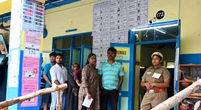 বিধানসভা নিৰ্বাচন ২০২৬ঃ পশ্চিমবংগ-তামিলনাডুত ভোটদানৰ হাৰ ১৮%