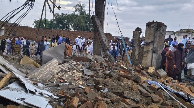 পাকিস্তানৰ বৰ্বৰতাঃ আফগানিস্তানত নিক্ষেপ মিছাইল, ৭ জনৰ প্ৰাণহানি