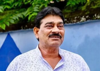 ফিল্মী ষ্টাইলত আটক টিএমচিৰ প্ৰাক্তন বিধায়ক! উত্তৰ প্ৰদেশত ফৰ্চুনাৰ গাড়ীৰে পলায়ন কৰা এইগৰাকী বিধায়কক আটক বংগ আৰক্ষীৰ